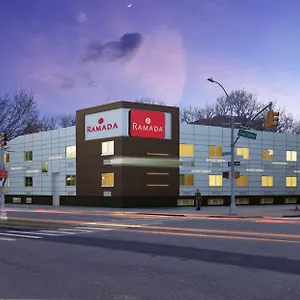 Ramada By Wyndham Bronx Otel New York