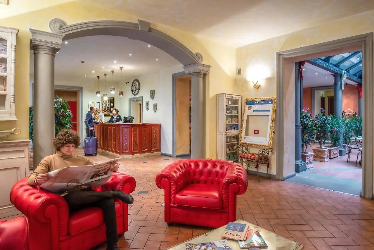 Hotel Alba Palace Florence 3*,